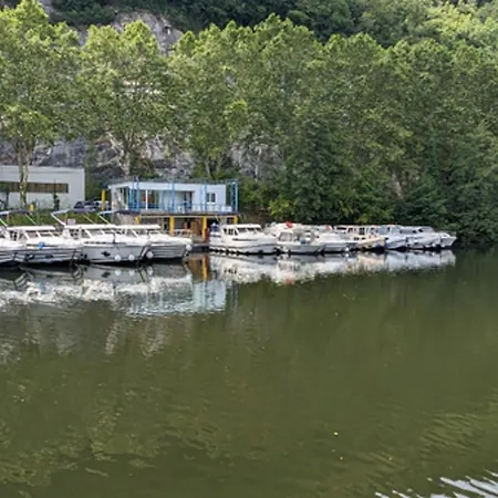 Insolite à Bord D'un Bateau Confort Dans La Vallée Du Lot - Api-1-46-13 *