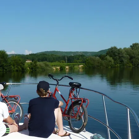 Botel Insolite à Bord D'un Bateau Confort Dans La Vallée Du Lot - Api-1-46-13